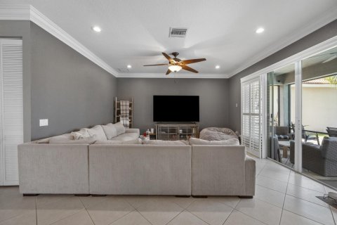 Casa en venta en Boynton Beach, Florida, 5 dormitorios, 289.02 m2 № 2176223 - foto 9