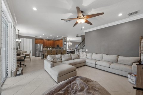 Casa en venta en Boynton Beach, Florida, 5 dormitorios, 289.02 m2 № 2176223 - foto 11