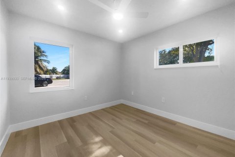 Купить таунхаус в Майами-Гарденс, Флорида 3 спальни, 92.81м2, № 1997162 - фото 14