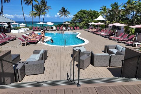 Купить кондоминиум в Майами-Бич, Флорида 1 спальня, 69.68м2, № 2053464 - фото 20