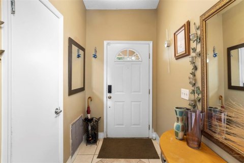 Duplex in Orlando, Florida 3 bedrooms, 130.71 sq.m. № 1911656 - photo 4