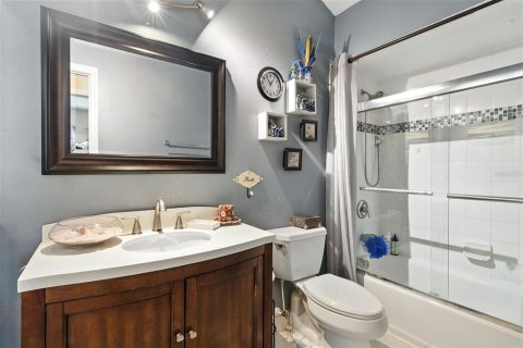 Duplex in Orlando, Florida 3 bedrooms, 130.71 sq.m. № 1911656 - photo 26