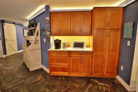 House in Port Charlotte, Florida 3 bedrooms, 208.38 sq.m. № 2149498 - photo 22