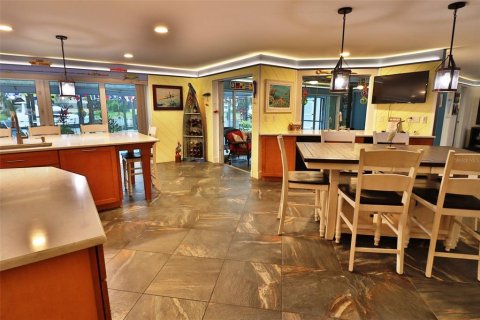 House in Port Charlotte, Florida 3 bedrooms, 208.38 sq.m. № 2149498 - photo 21