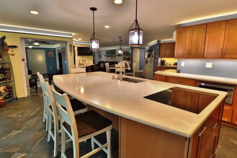 House in Port Charlotte, Florida 3 bedrooms, 208.38 sq.m. № 2149498 - photo 12