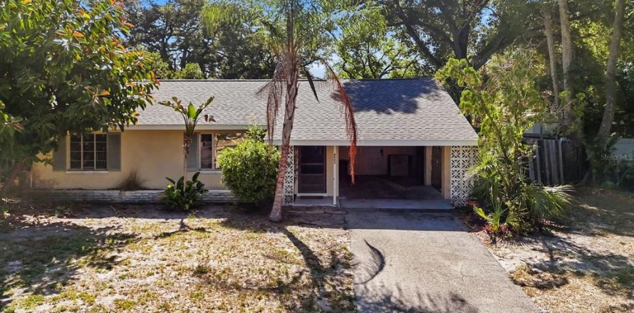 House in Sarasota, Florida 3 bedrooms, 121.33 sq.m. № 2133809