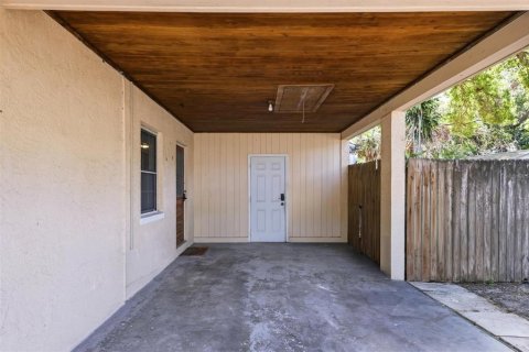 House in Sarasota, Florida 3 bedrooms, 121.33 sq.m. № 2133809 - photo 29