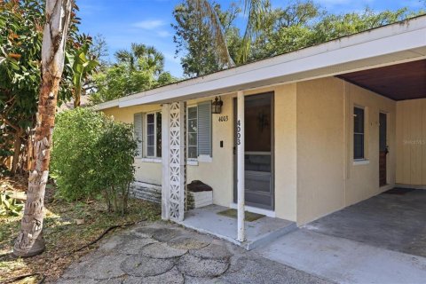 House in Sarasota, Florida 3 bedrooms, 121.33 sq.m. № 2133809 - photo 2