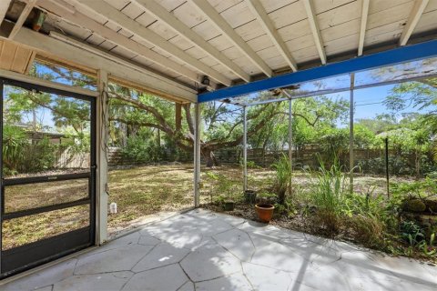 House in Sarasota, Florida 3 bedrooms, 121.33 sq.m. № 2133809 - photo 26