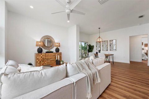 Copropriété à vendre à Venice, Floride: 2 chambres, 95.5 m2 № 2432667 - photo 8