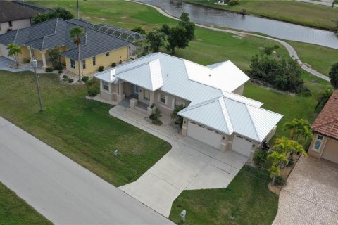Casa en venta en Punta Gorda, Florida, 3 dormitorios, 199.55 m2 № 1509005 - foto 2
