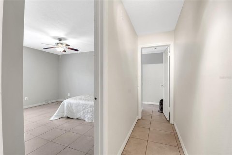 House in Longwood, Florida 5 bedrooms, 247.21 sq.m. № 1911593 - photo 27
