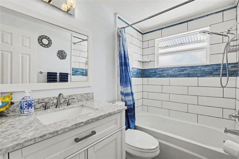 Villa ou maison à vendre à Seminole, Floride: 4 chambres, 182.74 m2 № 2304753 - photo 21
