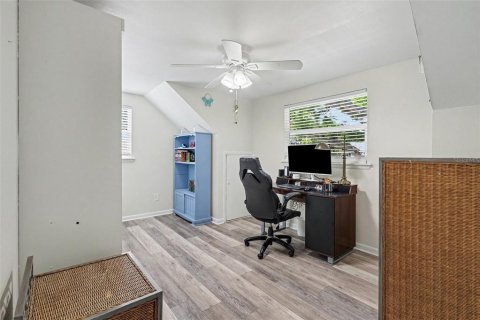 Villa ou maison à vendre à Seminole, Floride: 4 chambres, 182.74 m2 № 2304753 - photo 19