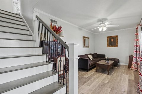 Villa ou maison à vendre à Seminole, Floride: 4 chambres, 182.74 m2 № 2304753 - photo 4