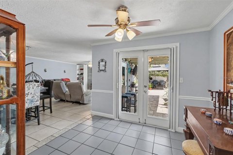 Villa ou maison à vendre à Seminole, Floride: 4 chambres, 182.74 m2 № 2304753 - photo 9
