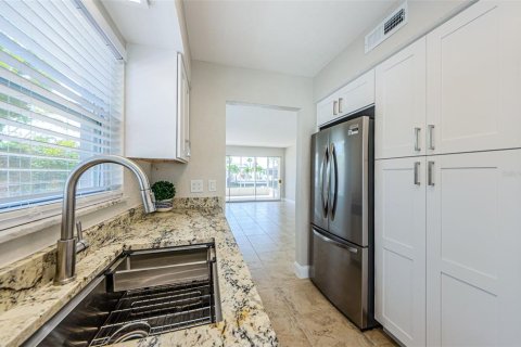 Condominio en venta en Dunedin, Florida, 2 dormitorios, 83.61 m2 № 1673243 - foto 9