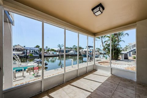 Condominio en venta en Dunedin, Florida, 2 dormitorios, 83.61 m2 № 1673243 - foto 5