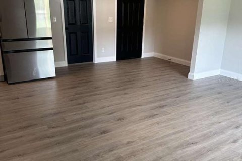 House in Lakeland, Florida 3 bedrooms, 104.98 sq.m. № 2273248 - photo 4