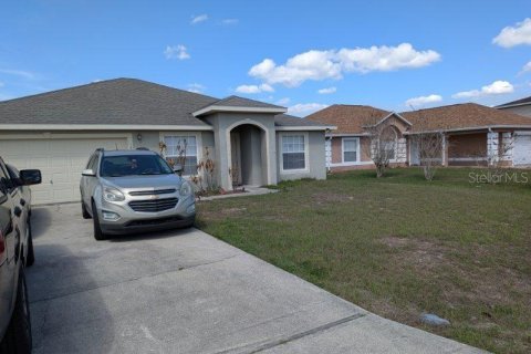 Villa ou maison à Poinciana, Floride 4 chambres, 162.02 m2 № 2097692