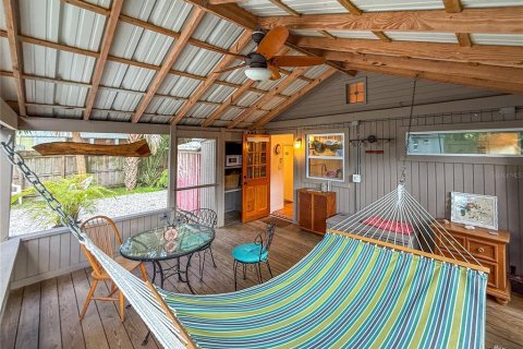 Commercial property in Sarasota, Florida 4 bedrooms, 69.86 sq.m. № 1877229 - photo 25
