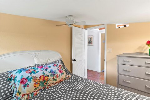 Commercial property in Sarasota, Florida 4 bedrooms, 69.86 sq.m. № 1877229 - photo 21