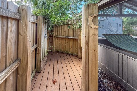 Commercial property in Sarasota, Florida 4 bedrooms, 69.86 sq.m. № 1877229 - photo 28