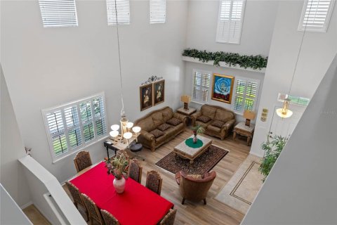 House in Casselberry, Florida 4 bedrooms, 303.79 sq.m. № 1157106 - photo 9
