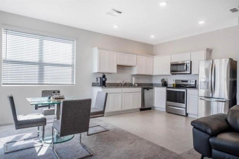 Adosado en alquiler en Davenport, Florida, 3 dormitorios, 130.43 m2 № 1808450 - foto 4