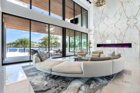 House in Deerfield Beach, Florida 6 bedrooms, 689.33 sq.m. № 2081930 - photo 24