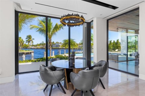 House in Deerfield Beach, Florida 6 bedrooms, 689.33 sq.m. № 2081930 - photo 22