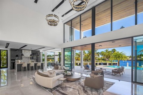 House in Deerfield Beach, Florida 6 bedrooms, 689.33 sq.m. № 2081930 - photo 27