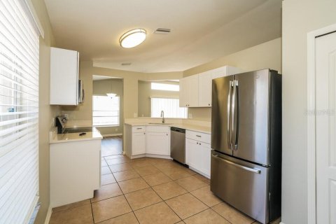 House in Riverview, Florida 3 bedrooms, 141.68 sq.m. № 2216507 - photo 9