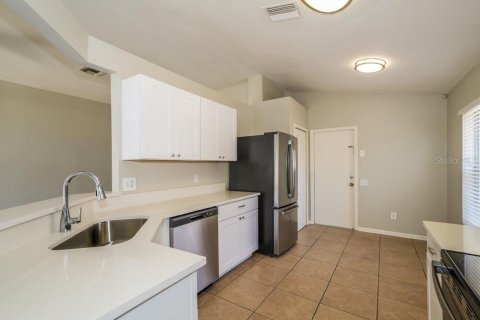 House in Riverview, Florida 3 bedrooms, 141.68 sq.m. № 2216507 - photo 7