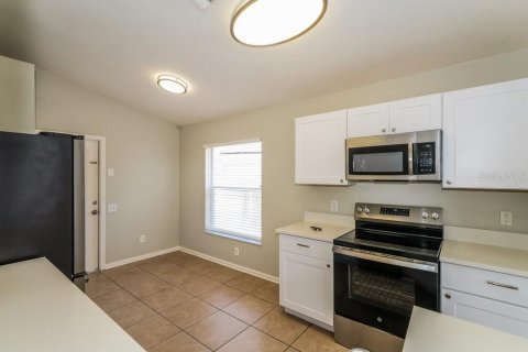 House in Riverview, Florida 3 bedrooms, 141.68 sq.m. № 2216507 - photo 8