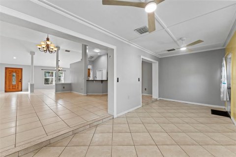 Villa ou maison à vendre à Tampa, Floride: 4 chambres, 189.8 m2 № 1778576 - photo 19