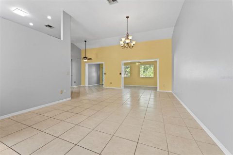 Villa ou maison à vendre à Tampa, Floride: 4 chambres, 189.8 m2 № 1778576 - photo 10