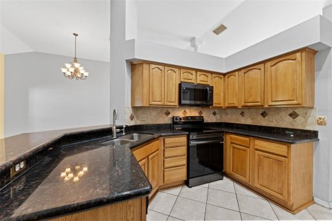 Villa ou maison à vendre à Tampa, Floride: 4 chambres, 189.8 m2 № 1778576 - photo 15