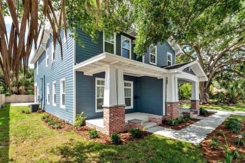 Propiedad comercial en venta en Lakeland, Florida, 6 dormitorios, 336.03 m2 № 2225138 - foto 2