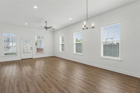 Propiedad comercial en venta en Lakeland, Florida, 6 dormitorios, 336.03 m2 № 2225138 - foto 6