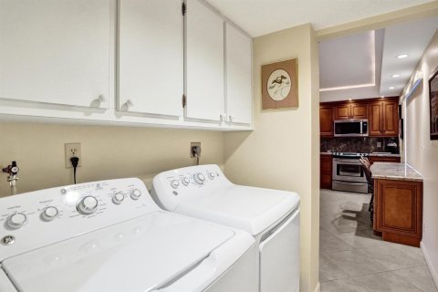 Copropriété à vendre à Pompano Beach, Floride: 3 chambres, 150.5 m2 № 2179770 - photo 15