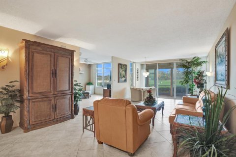 Copropriété à vendre à Pompano Beach, Floride: 3 chambres, 150.5 m2 № 2179770 - photo 13