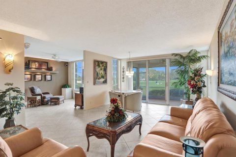 Condo in Pompano Beach, Florida, 3 bedrooms № 2179770