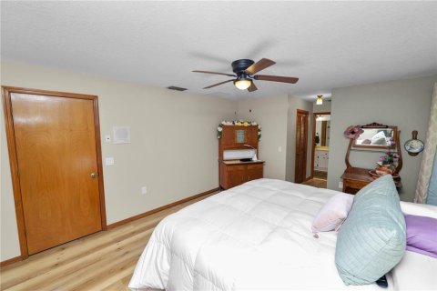 Casa en venta en Lakeland, Florida, 3 dormitorios, 190.91 m2 № 2151604 - foto 28