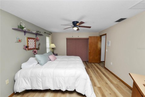 Casa en venta en Lakeland, Florida, 3 dormitorios, 190.91 m2 № 2151604 - foto 29