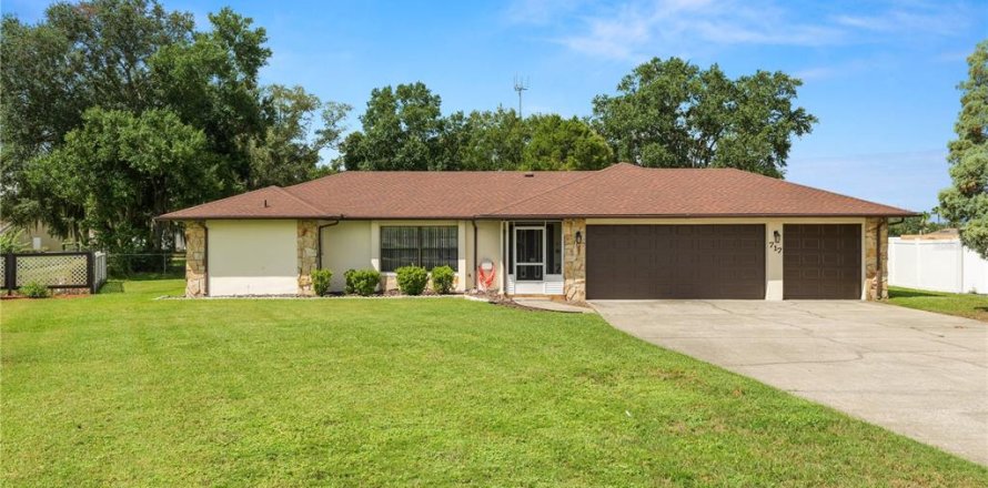 Casa en Lakeland, Florida 3 dormitorios, 190.91 m2 № 2151604