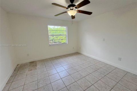 Propiedad comercial en venta en Miami, Florida, 284.65 m2 № 1982702 - foto 25