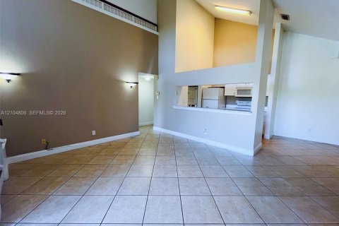 Copropriété à vendre à Miami, Floride: 2 chambres, 100.71 m2 № 2416079 - photo 6