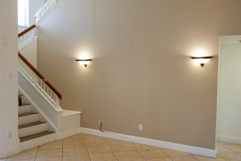 Copropriété à vendre à Miami, Floride: 2 chambres, 100.71 m2 № 2416079 - photo 30