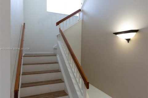 Copropriété à vendre à Miami, Floride: 2 chambres, 100.71 m2 № 2416079 - photo 15